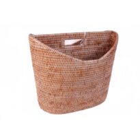 Oval magazine holder