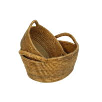 Set of oval baskets